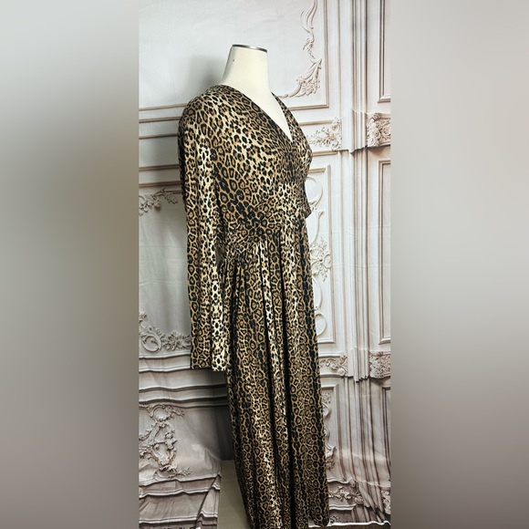 Leopard Print Long Sleeve V-Neck Maxi Dress - Tan/Black - Picture 3 of 5